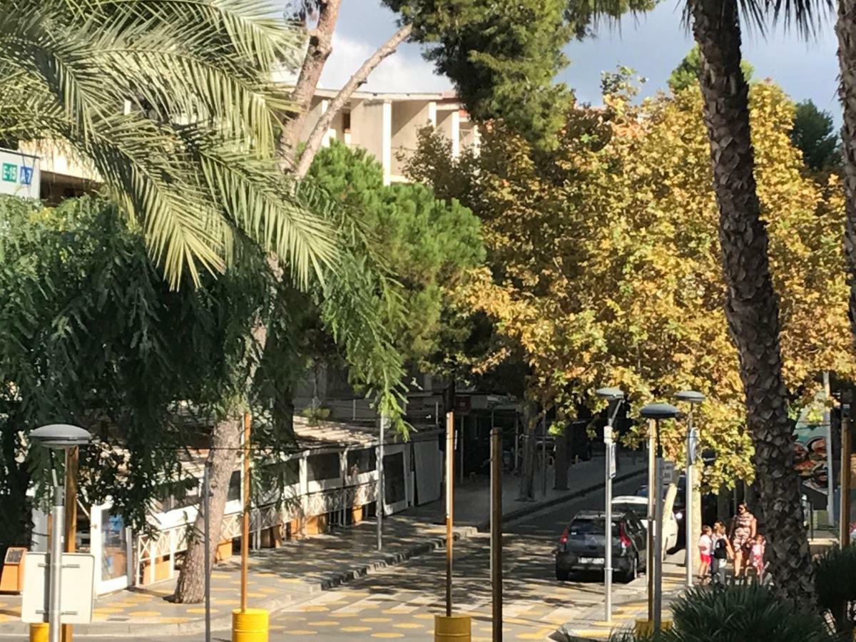 Eucalytus I Leilighet Salou Eksteriør bilde